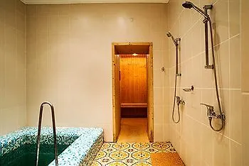 Black Sea Oktyabrskaya Hotel