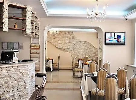 Black Sea Oktyabrskaya 3*
