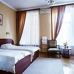 Black Sea Oktyabrskaya 3*