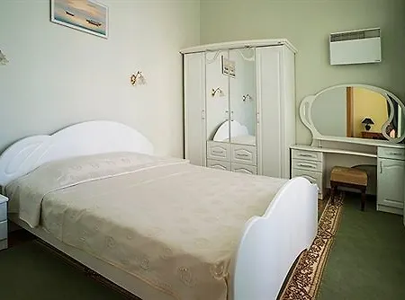 Black Sea Oktyabrskaya Отель 3*